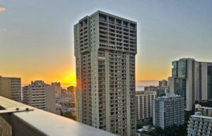 Island Colony Best Stay Waikiki Views
